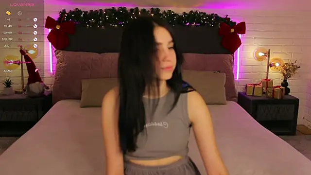 Dina Foxxx online show from 16, 12, 2024