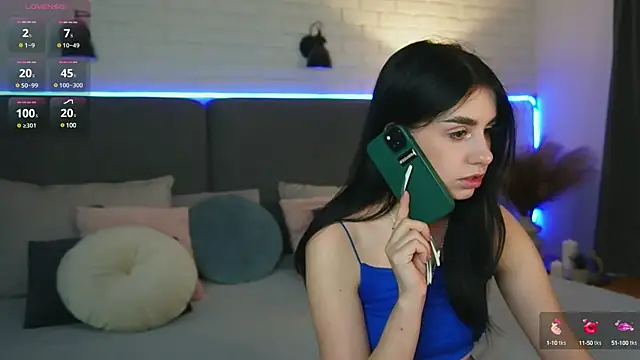 Dina Foxxx online show from 8, 3, 2025