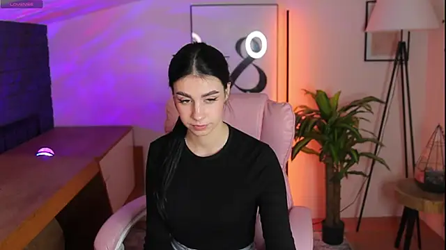 Dina Foxxx online show from 13, 10, 2025