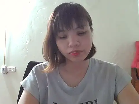 Angela-Eira online show from 6, 10, 2025