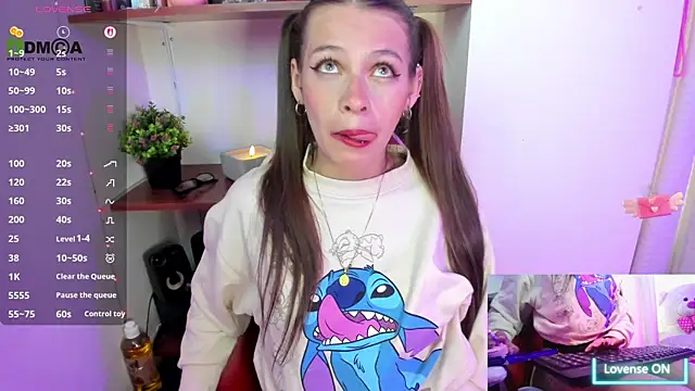 sweetlittlelisa online show from 4, 11, 2025