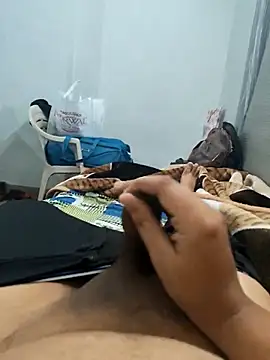 Snapshot of 143n143143 chatting on 13, 12, 2025 143n143143 online show from 13, 12, 2025