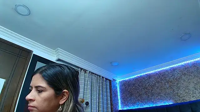 stella xue online show from 14, 10, 2025