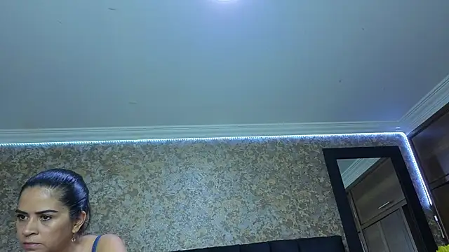 stella xue online show from 19, 11, 2025