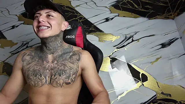 Kevin22 222 online show from 30, 1, 2025