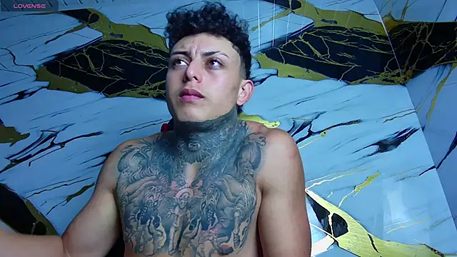 Kevin22 222 online show from 11, 2, 2025