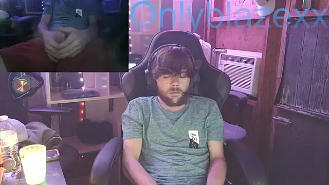 Snapshot of OnlyBlazexx chatting on 11, 1, 2026 OnlyBlazexx online show from 11, 1, 2026