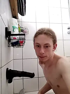 Snapshot of Dudetime chatting on 10, 3, 2025 Dudetime online show from 10, 3, 2025