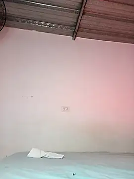 Snapshot of Fulopp15 chatting on 11, 9, 2025 Fulopp15 online show from 11, 9, 2025