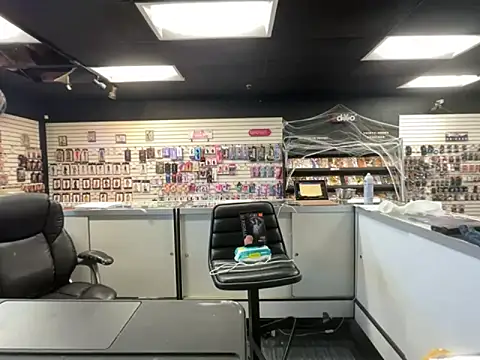 Snapshot of RawRyder8 chatting on 18, 10, 2025 RawRyder8 online show from 18, 10, 2025