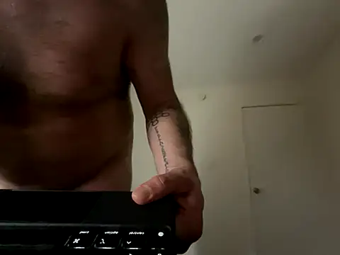 Snapshot of RawRyder8 chatting on 23, 10, 2025 RawRyder8 online show from 23, 10, 2025