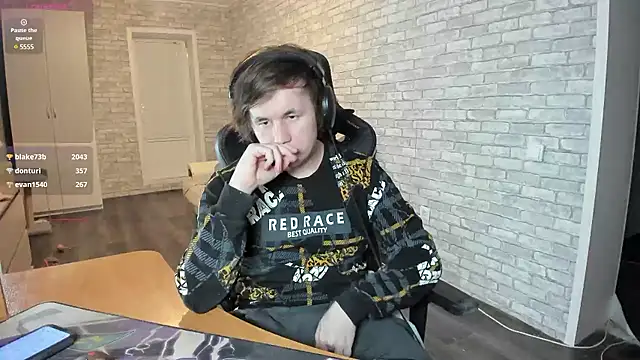 iliaskrislove online show from 7, 3, 2025
