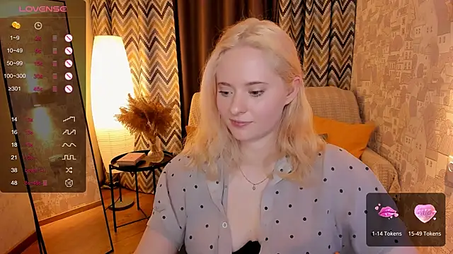 Aemilia  online show from 31, 1, 2025