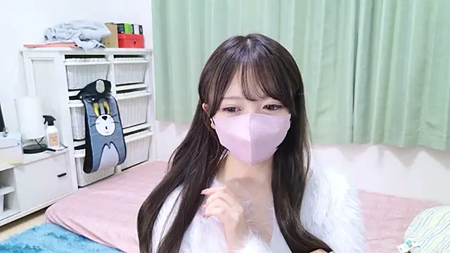 Snapshot of yuki-chi chatting on 25, 11, 2025 yuki-chi online show from 25, 11, 2025