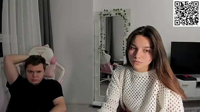 Snapshot of MashkaRay chatting on 14, 12, 2025 MashkaRay online show from 14, 12, 2025