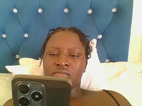 Heavy ass online show from 9, 9, 2025