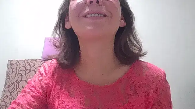 Snapshot of HollyJewel chatting on 16, 10, 2025 HollyJewel online show from 16, 10, 2025