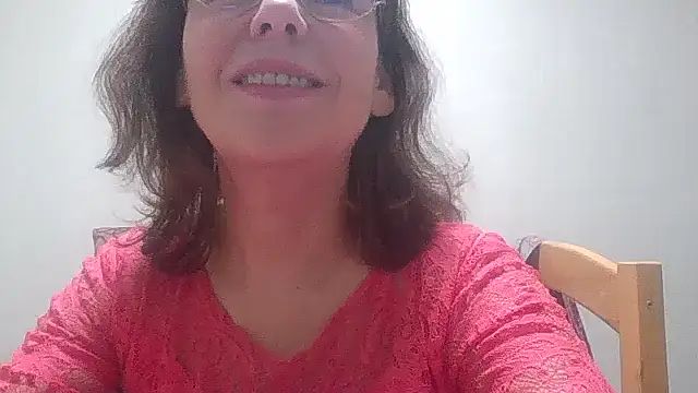 Snapshot of HollyJewel chatting on 9, 11, 2025 HollyJewel online show from 9, 11, 2025