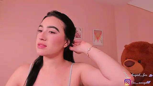 Snapshot of angeel_fox chatting on 17, 9, 2025 angeel fox online show from 17, 9, 2025