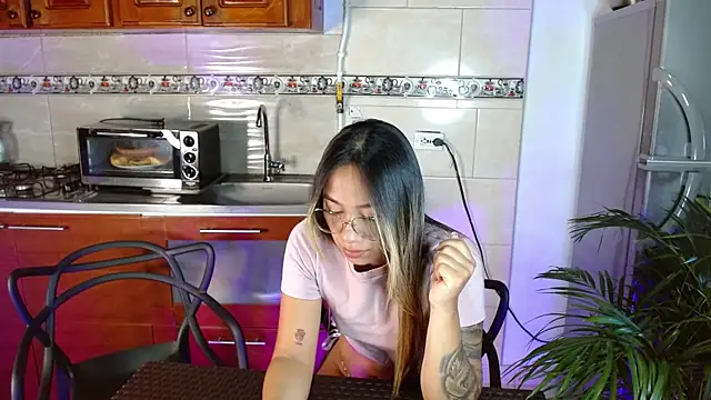 Jules n Gia online show from 19, 1, 2025
