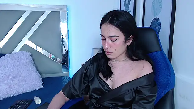 ZaraDames  online show from 20, 12, 2024