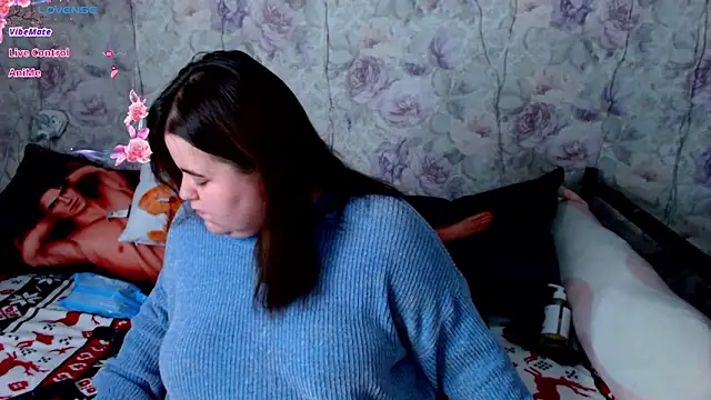 Estelle Hicks online show from 14, 12, 2024