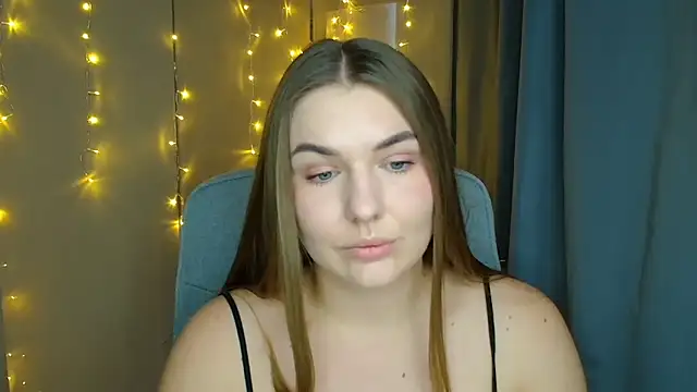 Snapshot of Glory_air chatting on 14, 10, 2025 Glory air online show from 14, 10, 2025