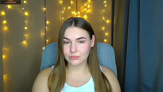 Snapshot of Glory_air chatting on 15, 10, 2025 Glory air online show from 15, 10, 2025