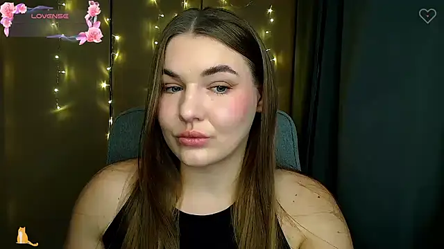 Snapshot of Glory_air chatting on 4, 11, 2025 Glory air online show from 4, 11, 2025