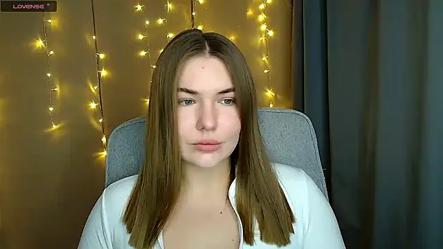 Snapshot of Glory_air chatting on 20, 11, 2025 Glory air online show from 20, 11, 2025