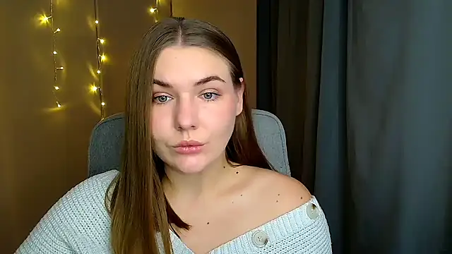 Snapshot of Glory_air chatting on 24, 11, 2025 Glory air online show from 24, 11, 2025