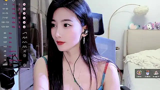 Snapshot of FeiFei-babe chatting on 16, 1, 2025 FeiFei-babe online show from 16, 1, 2025
