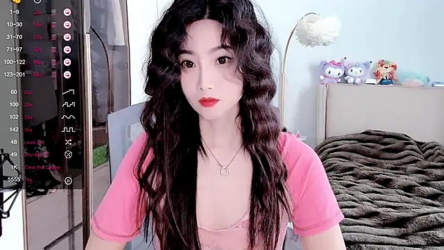 Snapshot of FeiFei-babe chatting on 11, 2, 2025 FeiFei-babe online show from 11, 2, 2025