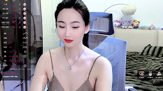 Snapshot of FeiFei-babe chatting on 15, 2, 2025 FeiFei-babe online show from 15, 2, 2025