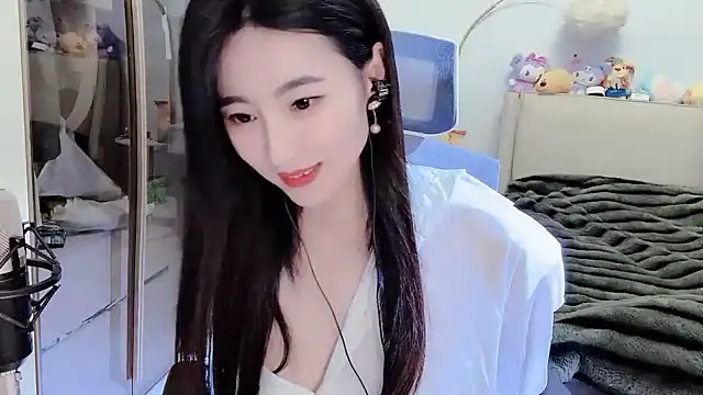 Snapshot of FeiFei-babe chatting on 23, 2, 2025 FeiFei-babe online show from 23, 2, 2025