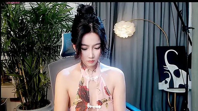 Snapshot of FeiFei-babe chatting on 13, 10, 2025 FeiFei-babe online show from 13, 10, 2025