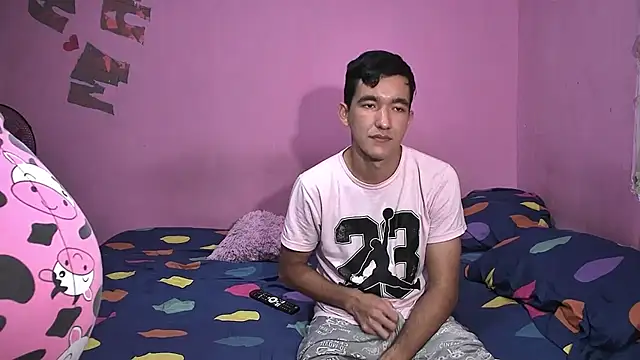 Sweetiefoxxx online show from 5, 1, 2026