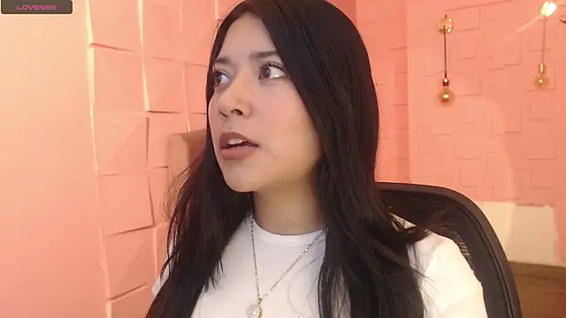 Snapshot of Susy_thomson chatting on 12, 10, 2025 Susy thomson online show from 12, 10, 2025