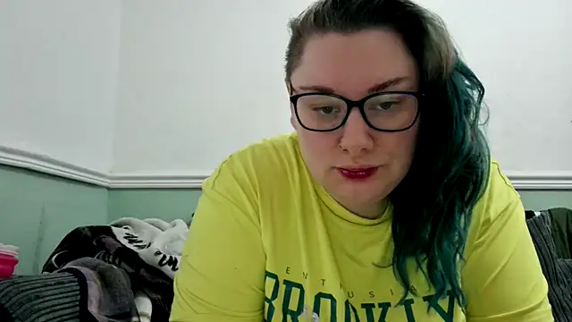 Bustycurves online show from 19, 3, 2025