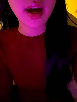 minmin2kk5 online show from 3, 11, 2025