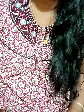 Snapshot of Janavi-janu chatting on 10, 10, 2025 Janavi-janu online show from 10, 10, 2025