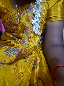 Snapshot of Janavi-janu chatting on 27, 10, 2025 Janavi-janu online show from 27, 10, 2025