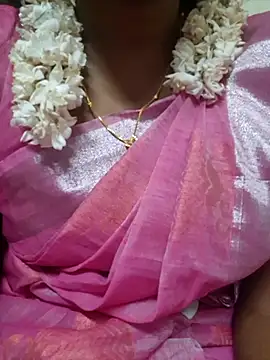 Snapshot of Janavi-janu chatting on 30, 10, 2025 Janavi-janu online show from 30, 10, 2025