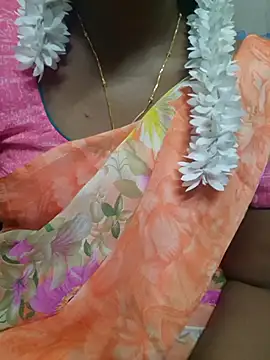 Snapshot of Janavi-janu chatting on 1, 11, 2025 Janavi-janu online show from 1, 11, 2025