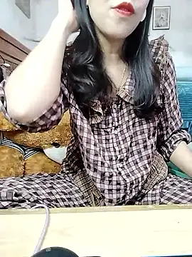 cream1299 online show from 14, 1, 2026