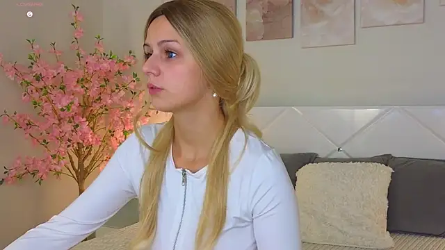 Wendy D0ll online show from 10, 12, 2024