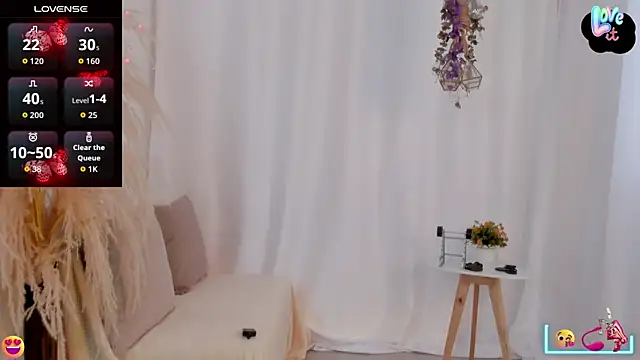 Helena-Fits online show from 16, 10, 2025