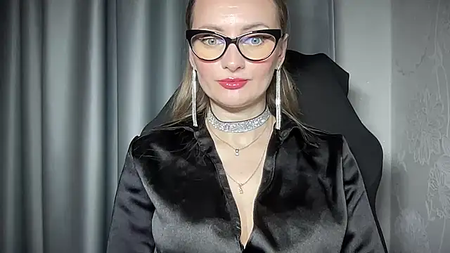 Viola sweet online show from 4, 2, 2025
