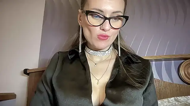 Viola sweet online show from 4, 2, 2025
