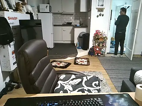 mihaimichael online show from 23, 10, 2025